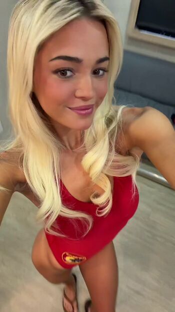 Full leaked Livvy dunne  page private onlyfans photo