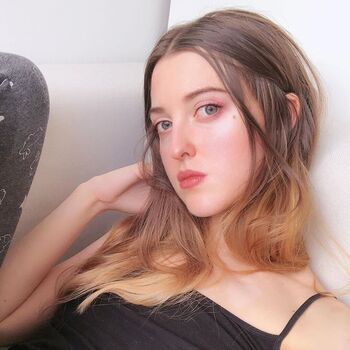 Full leaked Lizn page private onlyfans photo