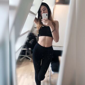 Full leaked Lizn page private onlyfans photo