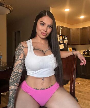 Full leaked Lizmar flores private onlyfans photo