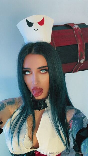Full leaked Lizzie le strange private onlyfans photo