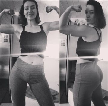 Full leaked Lizzlov private onlyfans photo