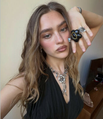 Full leaked Lizzy greene private onlyfans photo