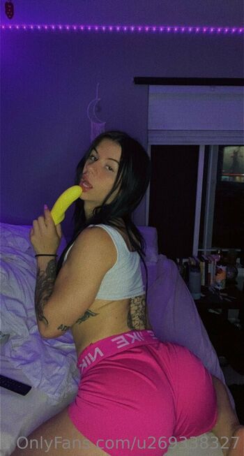 Full leaked Lizzysnyder private onlyfans photo
