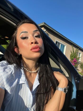 Full leaked Lizzywurst private onlyfans photo