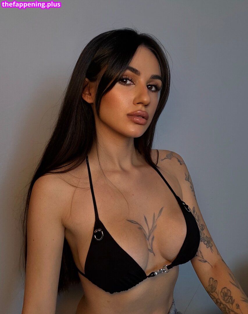 https: / lliizzyy.17 Nude OnlyFans Photo #4