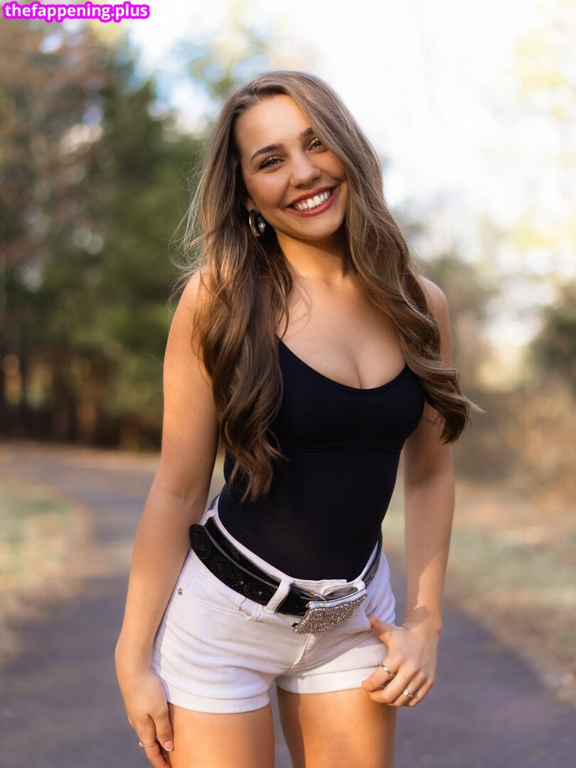 Llyssa Nichole / alyyssanicole / llyssanicholee नग्न OnlyFans फोटो #5