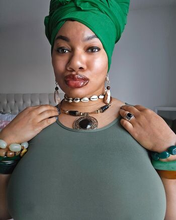 Full leaked Lockedhoneyprincess private onlyfans photo