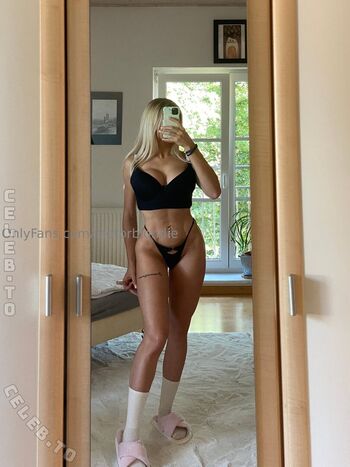 Full leaked Loenihadi page private onlyfans photo
