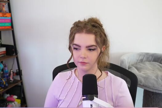 Full leaked Loeya private onlyfans photo