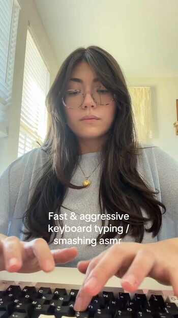 Full leaked Lofiluvasmr page private onlyfans photo