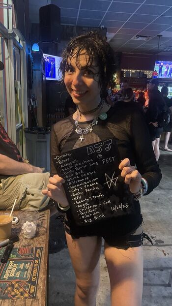 Full leaked Lokeigh private onlyfans photo