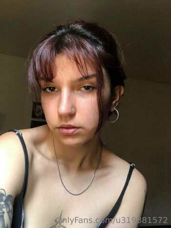 Full leaked Lola deinnn private onlyfans photo