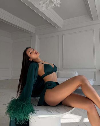 Full leaked Lola kimchi private onlyfans photo