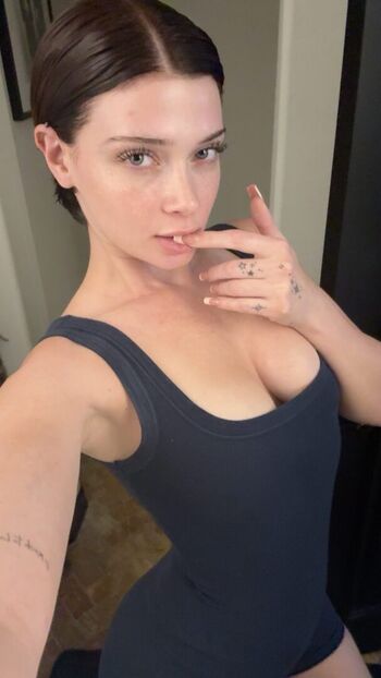 Full leaked Lola visage private onlyfans photo