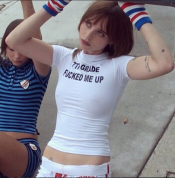 Full leaked Lolabllue private onlyfans photo