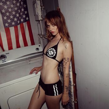 Full leaked Lolabllue private onlyfans photo