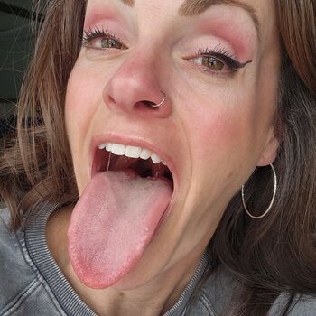 Full leaked Long tongue fetish private onlyfans photo