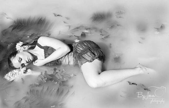 Full leaked Lonneke van der veen private onlyfans photo