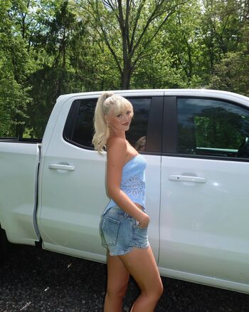 Full leaked Loren gray private onlyfans photo