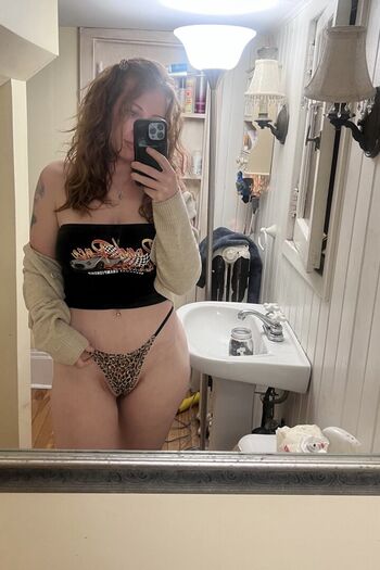 Full leaked Losers bench private onlyfans photo