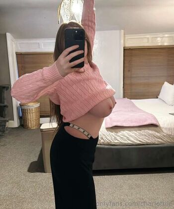 Full leaked Lottieskyee private onlyfans photo