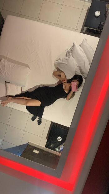 Full leaked Love angel private onlyfans photo