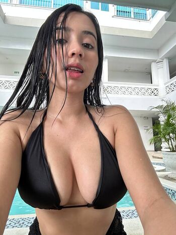 Full leaked Lovely zoe page private onlyfans photo