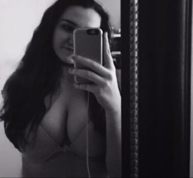 Full leaked Lovelysquirrel page private onlyfans photo