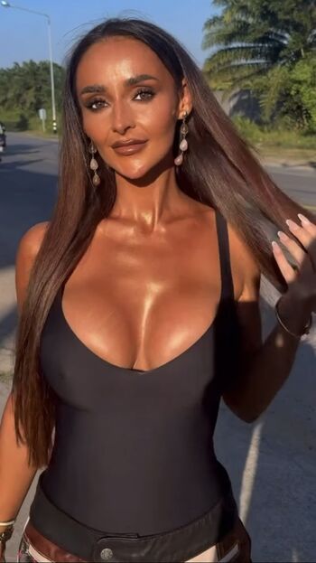 Full leaked Lovesapphirex private onlyfans photo