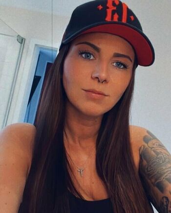 Full leaked Lu est private onlyfans photo