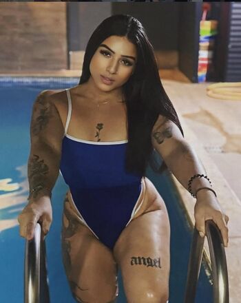 Full leaked Luabonfzx private onlyfans photo