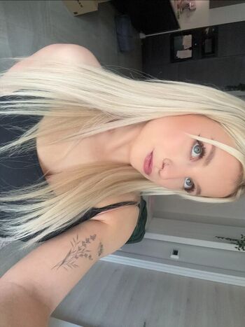 Full leaked Luceoliviaxo private onlyfans photo