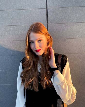 Full leaked Lucia pons private onlyfans photo