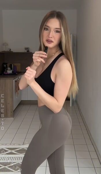 Full leaked Luciaa hln private onlyfans photo