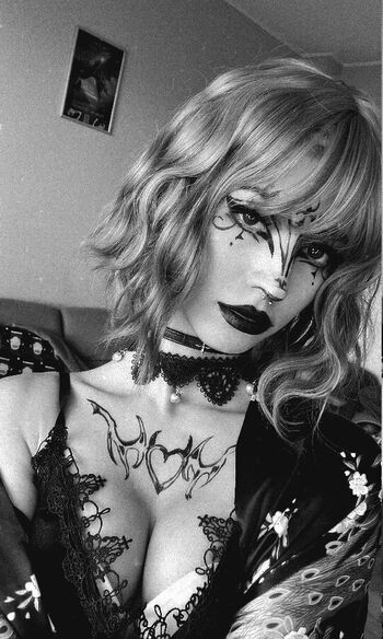 Lucrelisa - la.vica_ (twins)