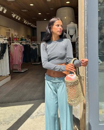 Full leaked Lucy wildfong private onlyfans photo