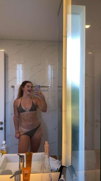 Full leaked Lucyscarlett private onlyfans photo