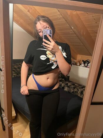 Full leaked Lucyyy  page private onlyfans photo