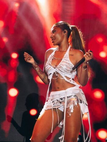 Full leaked Ludmilla page private onlyfans photo