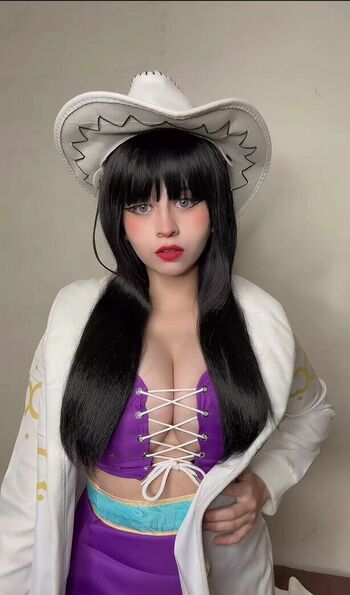 Full leaked Luly makima private onlyfans photo