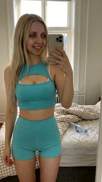 Full leaked Lunacantsee page private onlyfans photo