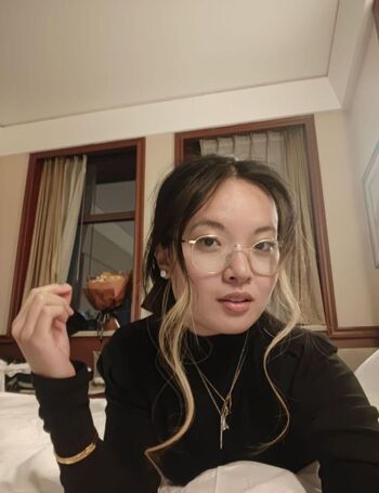 Full leaked Lunalovesuuuuu private onlyfans photo