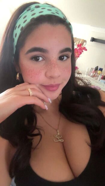 Full leaked Lunaosantos private onlyfans photo