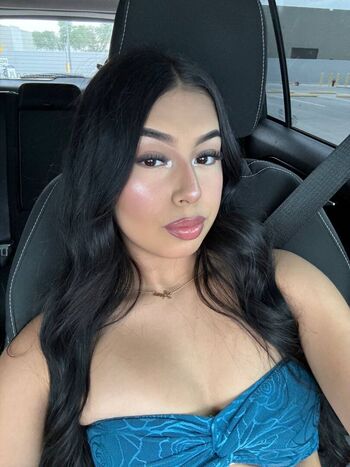 Full leaked Lunapalacios private onlyfans photo