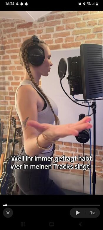 Full leaked Lunax private onlyfans photo