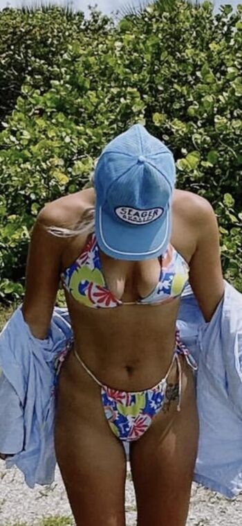 Full leaked Lunchbaglujan private onlyfans photo