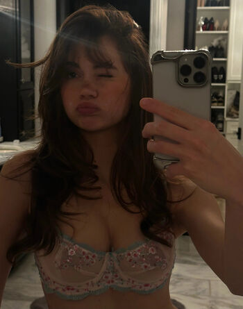 Full leaked Lunchbaglujan  page private onlyfans photo