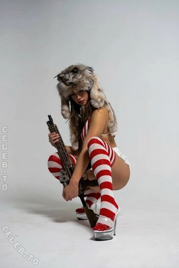 Full leaked Lunchbaglujan  page private onlyfans photo