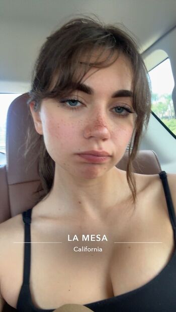 Full leaked Lunchbaglujan  page private onlyfans photo